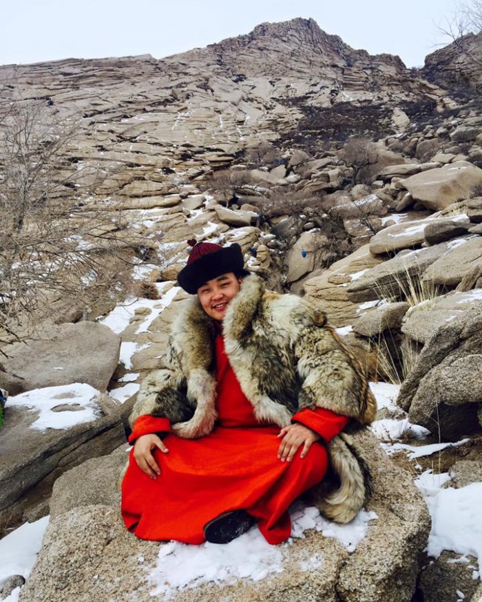 Г.Ариунбаатар аваргын өгсөн бэлгээр “гангарчээ”